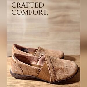 Skechers Relaxed Fit® Breathe Easy Kindred Women's Slip-On Shoes